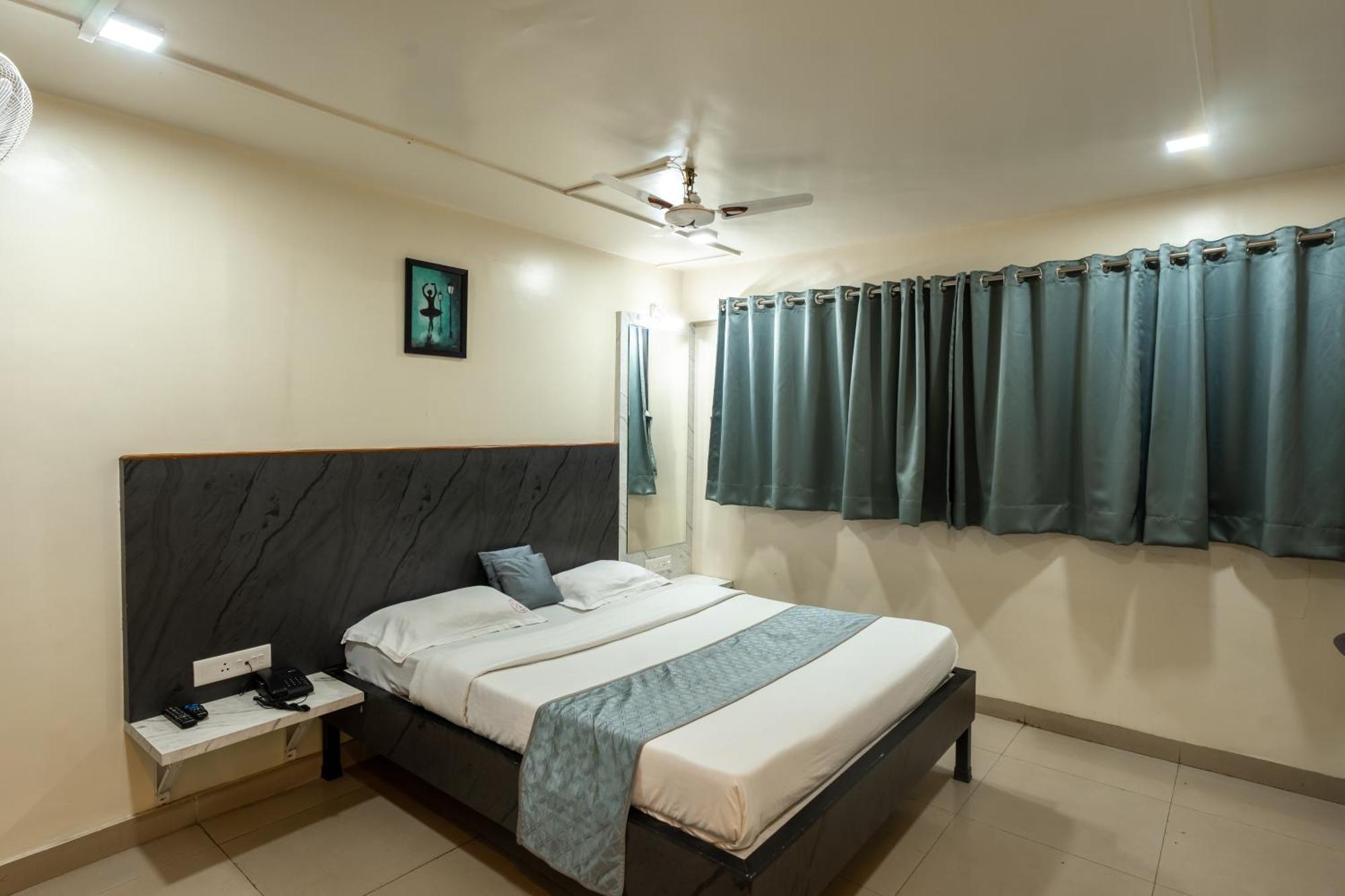 Ellora Park Hotel 3*